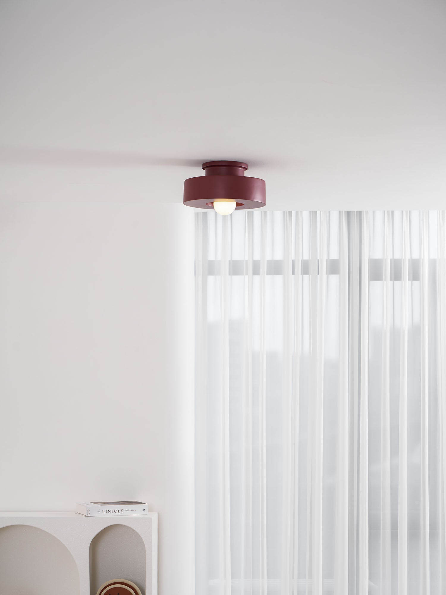 Plafondlamp Simon met Gestapelde Cilindervormen Hars Beschikbaar in Rood Groen Zwart E26 E27 Fitting Ø30×15cm Minimalistisch Design Geometrisch Sculptuur Verlichtingselement | Sansoti