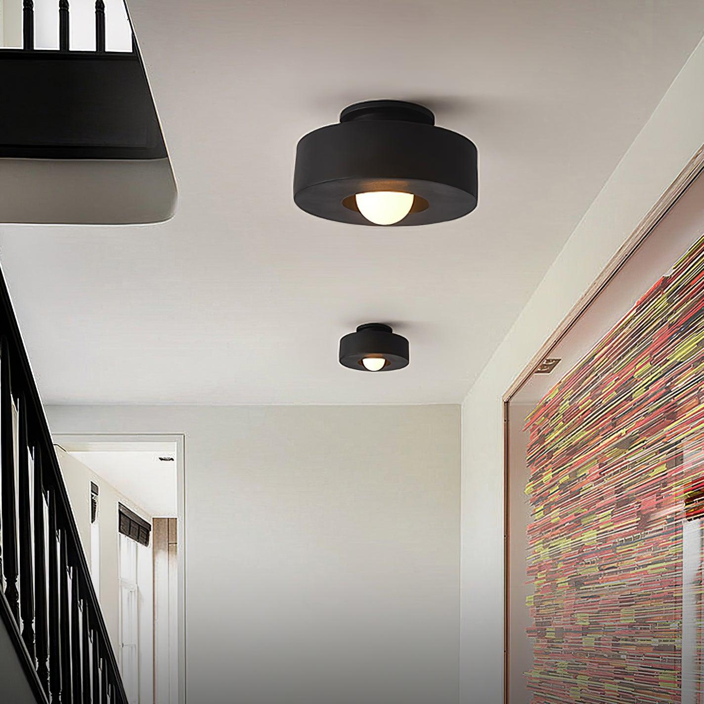 Plafondlamp Simon met Gestapelde Cilindervormen Hars Beschikbaar in Rood Groen Zwart E26 E27 Fitting Ø30×15cm Minimalistisch Design Geometrisch Sculptuur Verlichtingselement | Sansoti