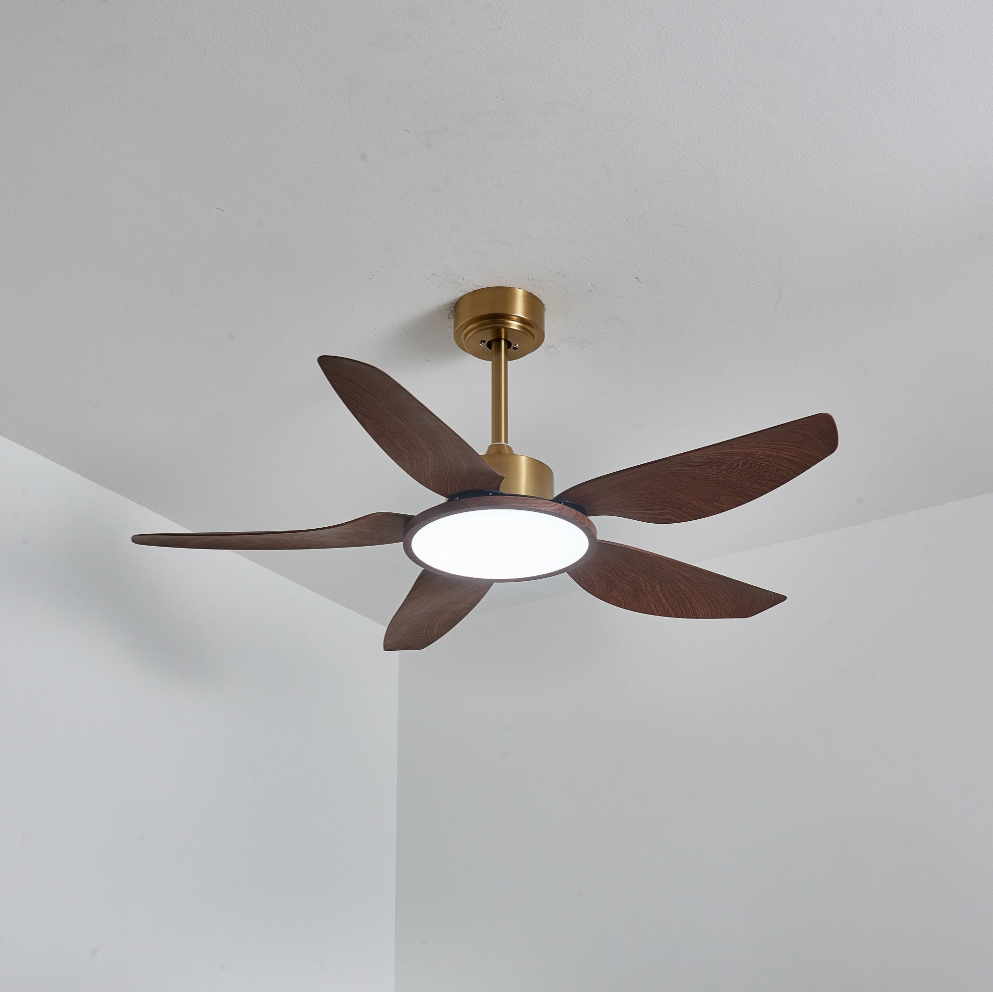 Plafondventilator met Verlichting Notenhout Messing Modern Design 3-Snelheden Afstandsbediening LED Geïntegreerd 35W Dimbaar Eiken Staal Luxe Scandinavisch Binnengebruik Woonkamer Slaapkamer Ventilator met Lampkap Ventilatie Koeling | Sansoti