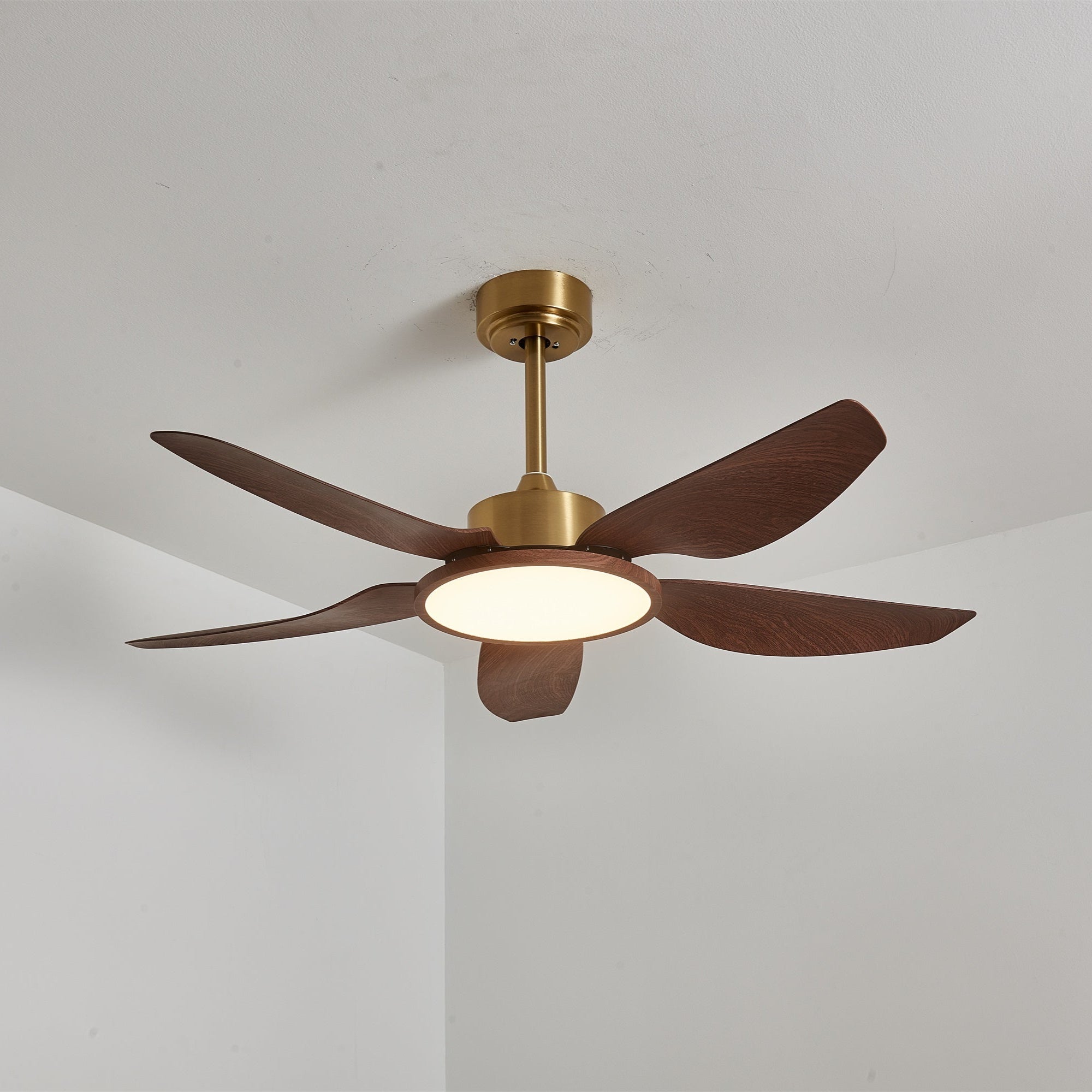 Moderne Plafondventilator met Verlichting Walnoot & Messing – Ø106cm/Ø122cm | Sansoti