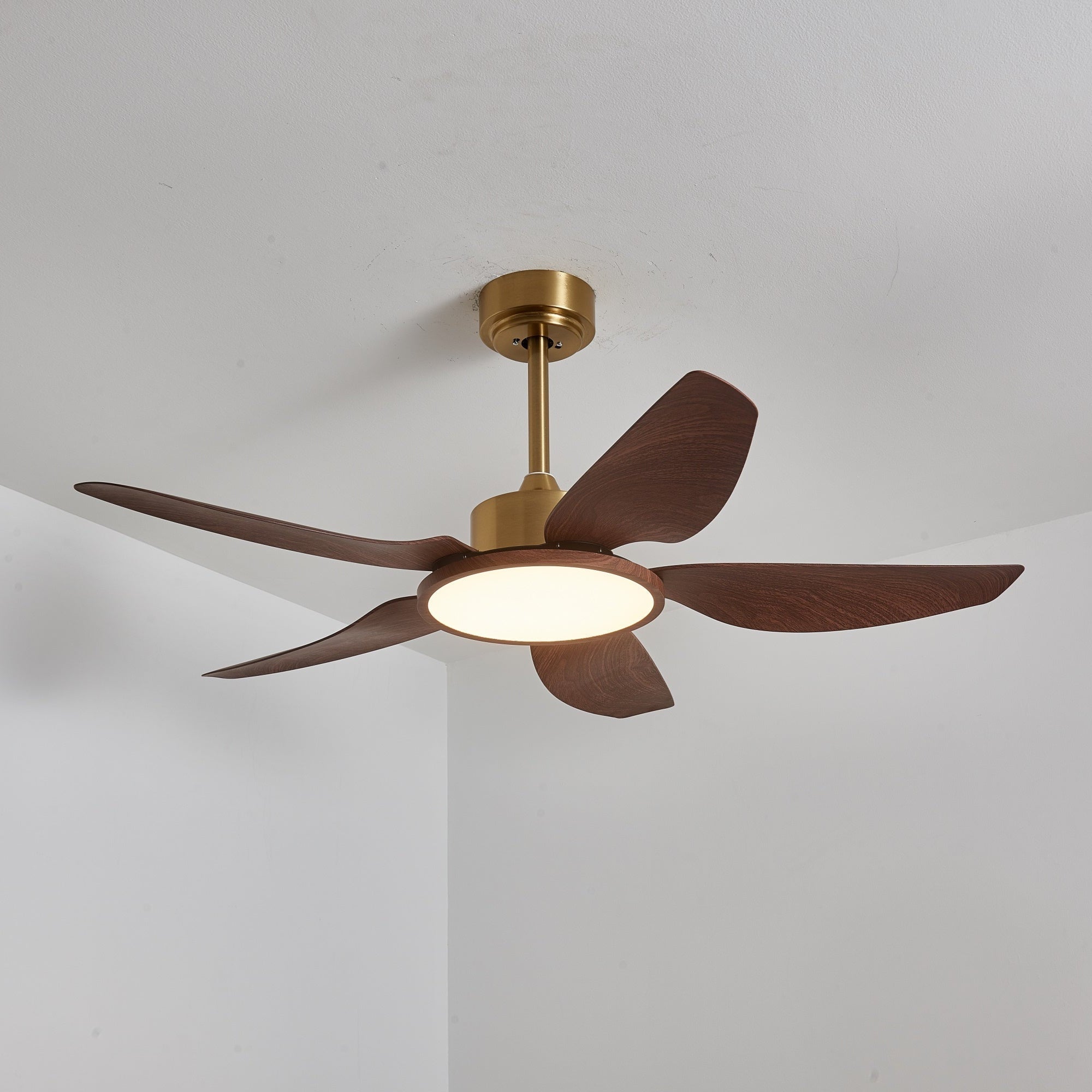 Moderne Plafondventilator met Verlichting Walnoot & Messing – Ø106cm/Ø122cm | Sansoti