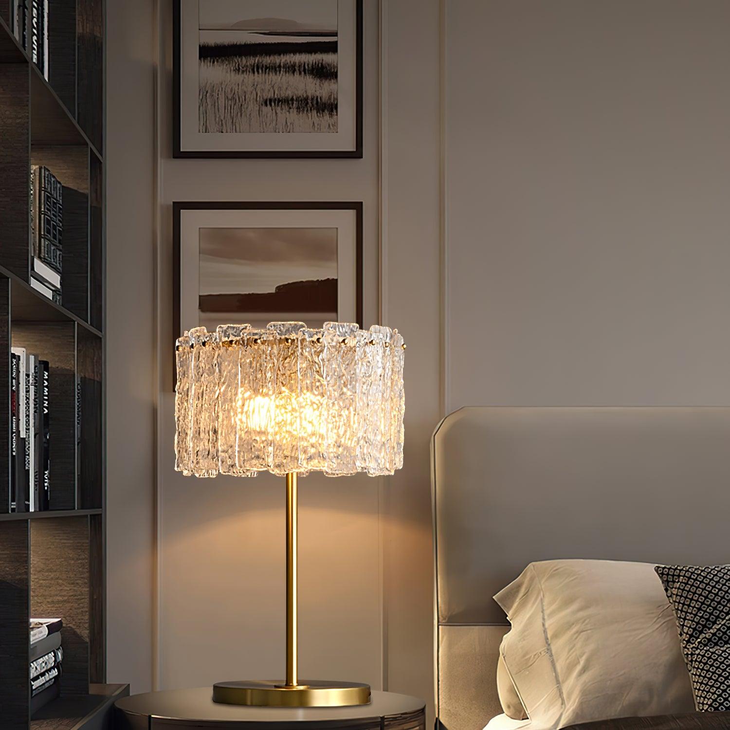 Glazen Tafellamp met Messing Voet – Design Verlichting voor Interieur | Sansoti