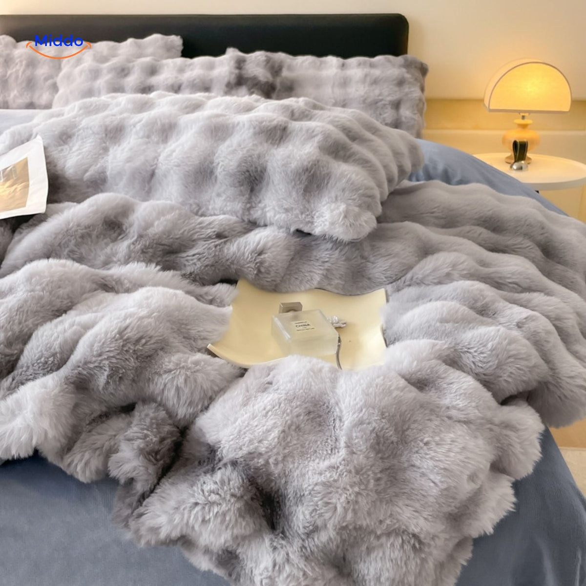Ensemble de literie quatre pièces en peluche et fausse fourrure, linge de lit d’hiver, textile douillet, doux et chaud, confort pour la chambre à coucher | Sansoti