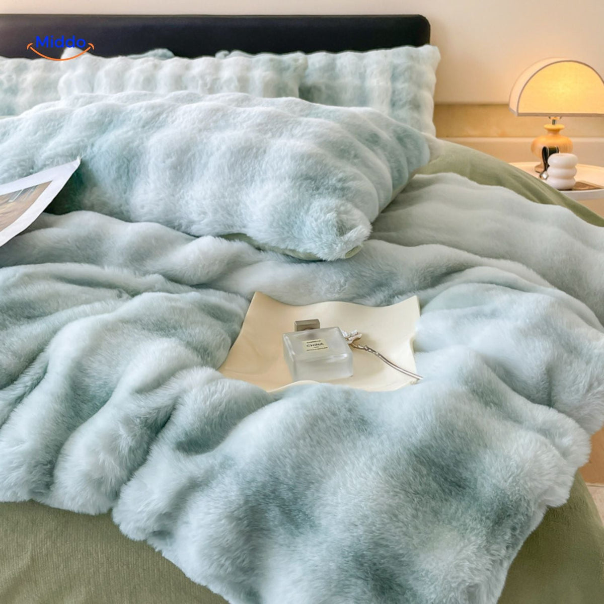 Ensemble de literie quatre pièces en peluche et fausse fourrure, linge de lit d’hiver, textile douillet, doux et chaud, confort pour la chambre à coucher | Sansoti