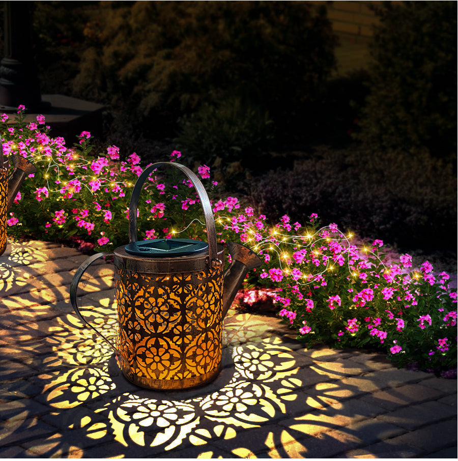 Solar-Gartenlampe mit Wasserfall-Effekt und LED-Beleuchtung, dekorativ für stimmungsvolle Abende im Freien und im Garten | Sansoti