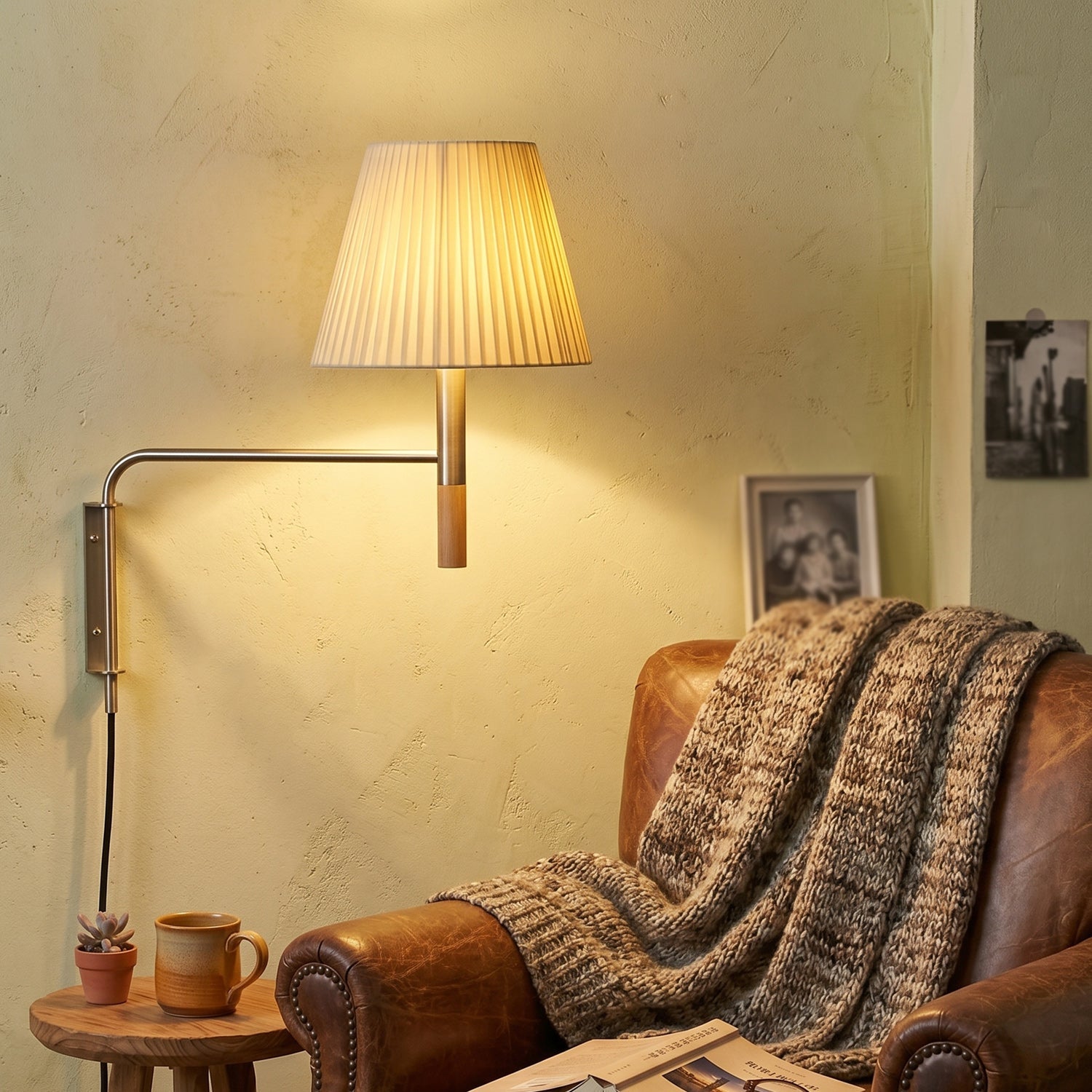 Verstelbare Wandlamp met Zwenkarm – Moderne Design Leeslamp met Handgebreide Perkament of Geplisseerde Kap | Sansoti