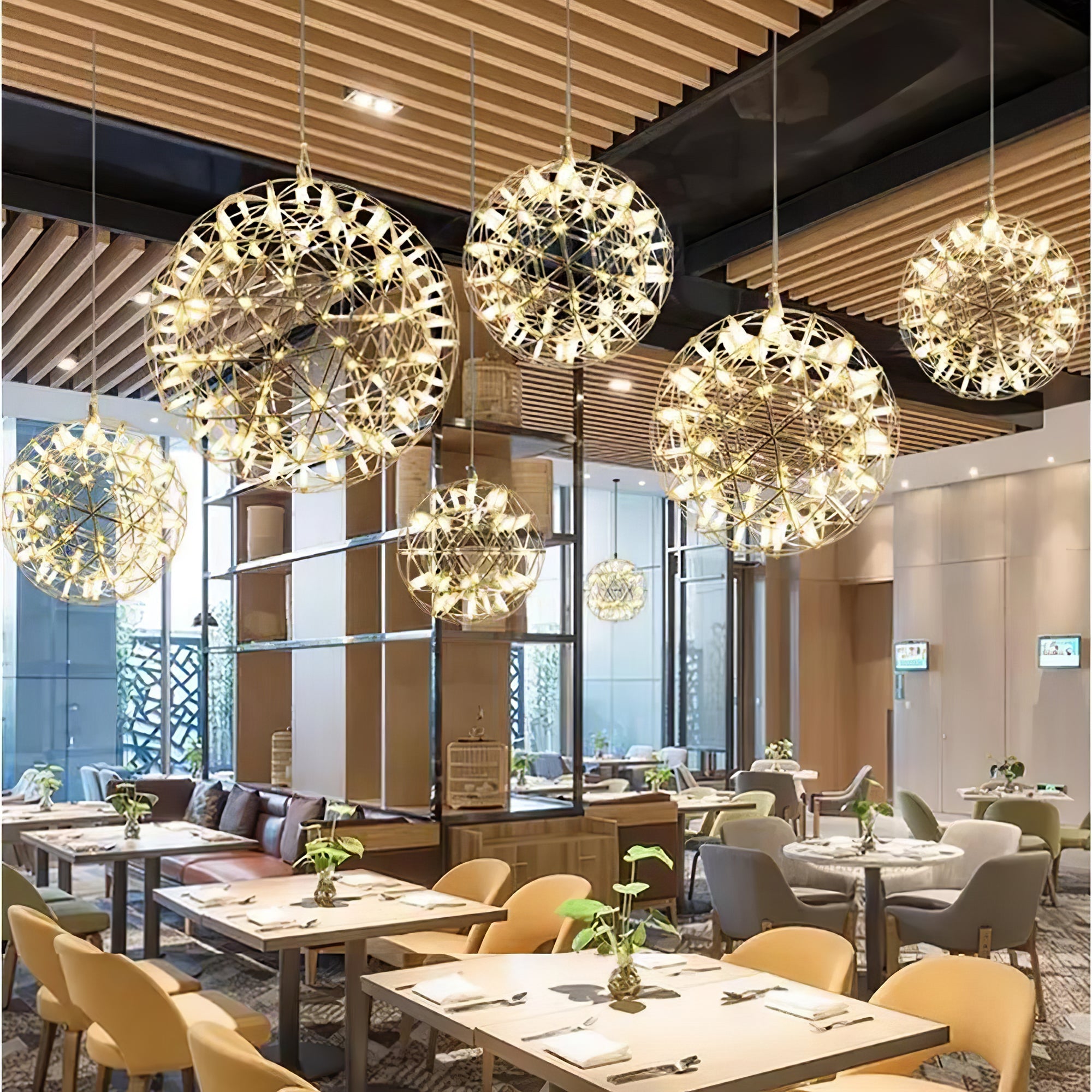 LED Hanglamp Bol Zilver Sfeerverlichting Moderne Lichtbol met Dimbare Lichtpunten Transparante Kristalbol Decoratief Scandinavisch Warm Wit Industrieel Design Interieurlamp | Sansoti