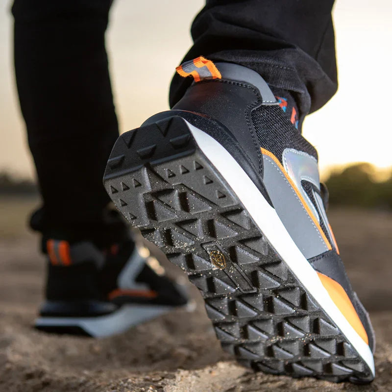 Work Shoes with Safety Features — Lightweight Protection — Suitable for Construction, Logistics, Hospitality — Anti-Slip Sturdy Toe — Professional Comfort | Sansoti