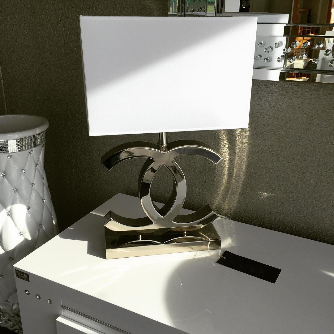Roestvrij Stalen Tafellamp met Stoffen Kap – Luxe Designlamp Goud/Chroom met Zwart/Wit – E26/E27 Fitting – Ø36.5×H62cm | Sansoti