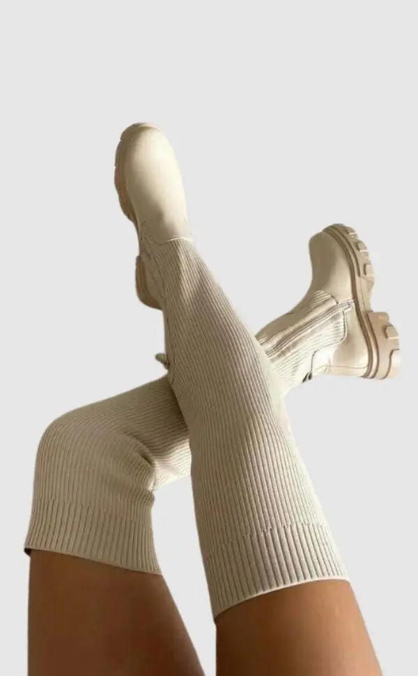 Geribbelde Gebreide Knielaarzen – Stretchy Design voor Comfortabele Pasvorm | Sansoti