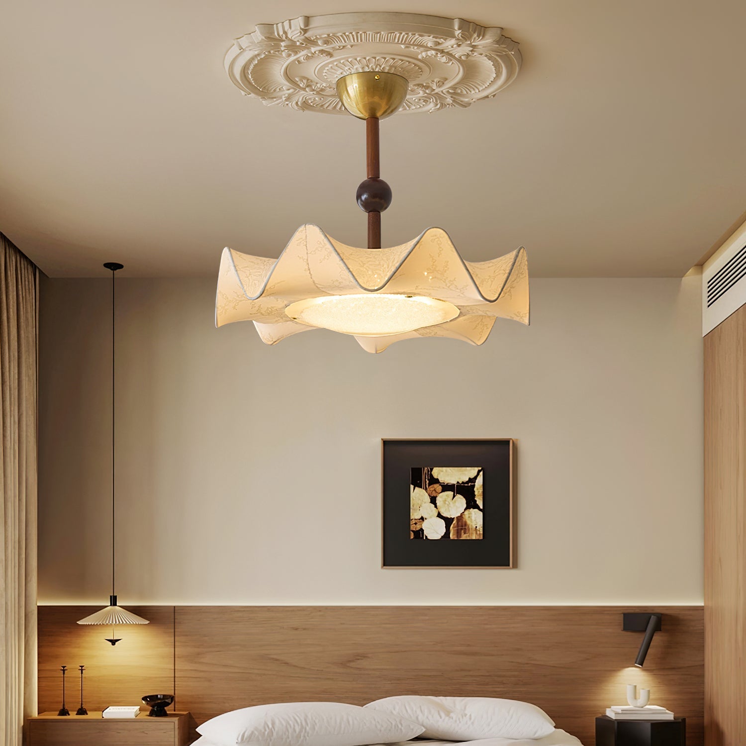 Plafondlamp met Bloemblaadjesontwerp – Walnoot & Goud – Geïntegreerde LED – Ø50cm × H44cm | Sansoti