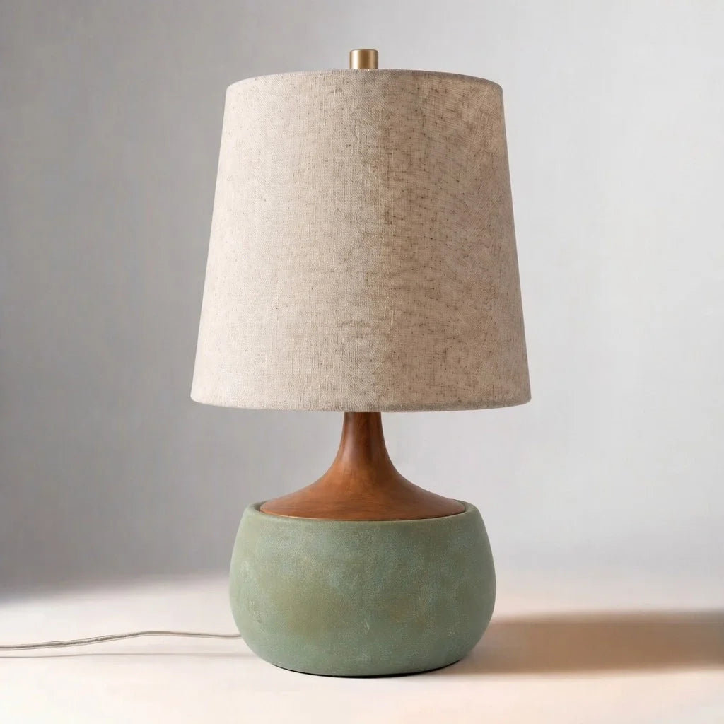 Tafellamp met Houten Voet, Linnen Kap en Cementlook Cilinder – Modern Design | Sansoti