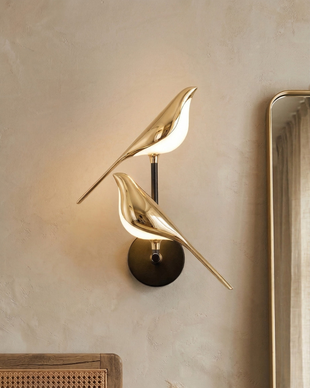 Vogel Wandlamp - Moderne Sculptuurverlichting met Natuurlijke Vormen - Matglas Diffuus Licht - Gouden Afwerking | Sansoti