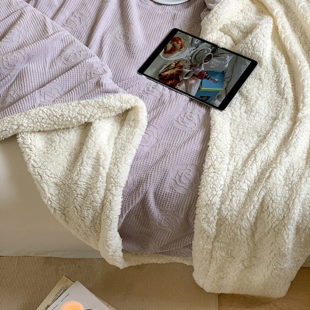 Double-Layer Sherpa Throw Blanket with Embossed Floral Pattern Warm Blanket for Living Room and Bedroom Soft Fleece Throw | Sansoti