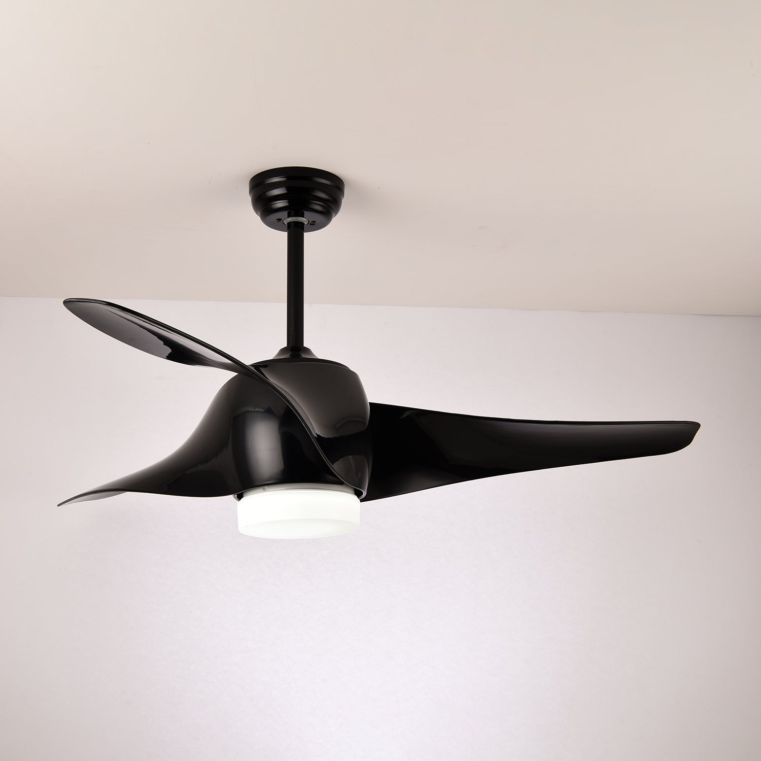 Plafondventilator met Verlichting 132 cm Verstelbaar Stille Motor en Afstandsbediening voor Woonkamer Slaapkamer | Sansoti