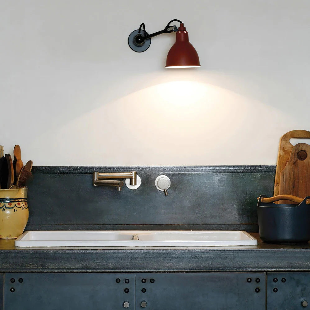 Verstelbare Wandlamp Zwart Mat 15cm Breedte Met Scharnierende Arm Voor Leeshoek Kantoor Werklamp Modern Design | Sansoti