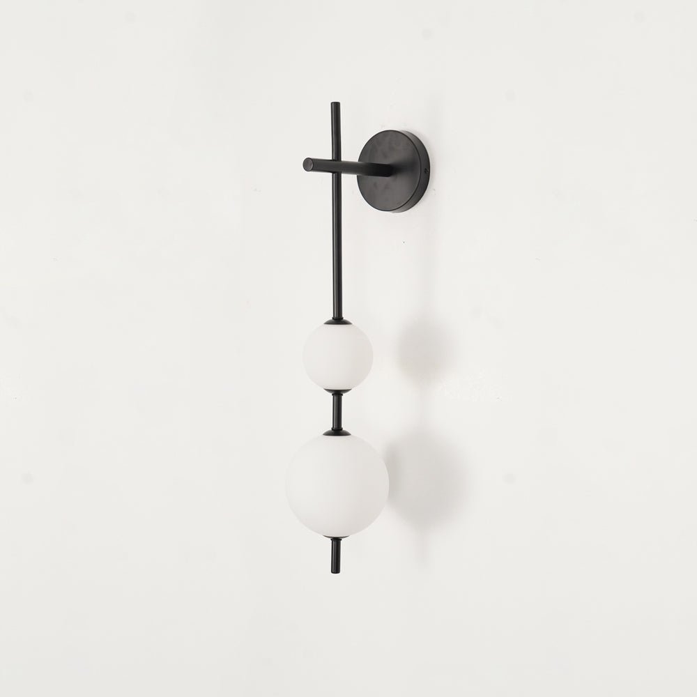 Verticale Glazen Bol Wandlamp – Moderne Wandverlichting met Gestapelde Bollen – Messing, Zwart of Nikkel – 3 Afmetingen | Sansoti