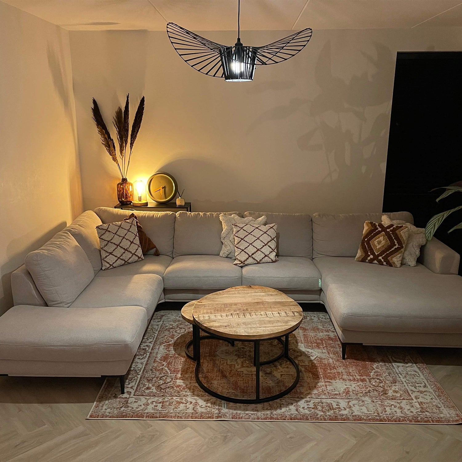 Hanglamp met Polyurethaan Ribbons – Sculptural Design Fiber Grote Zwevende Pendellamp Eetkamer – Ø80cm-Ø200cm | Sansoti