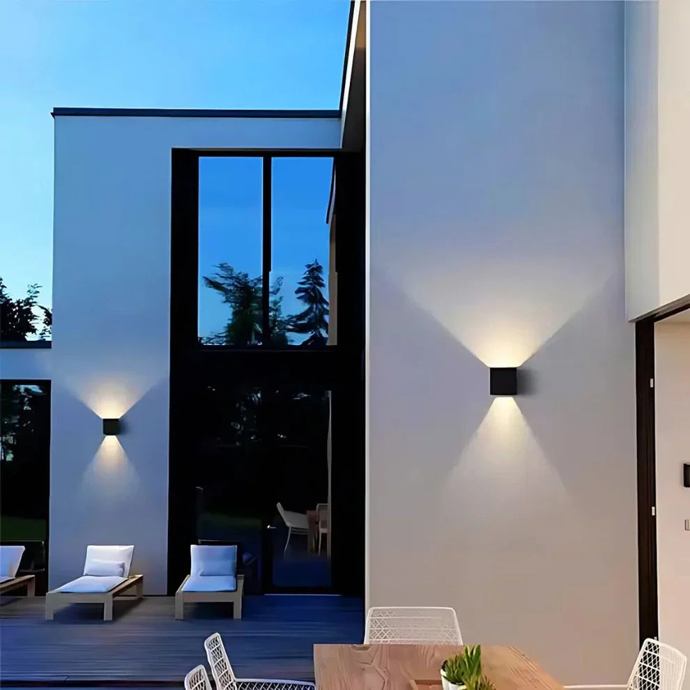 Adjustable LED wall lamp modern warm white aluminum design cube for hallway and living room | Sansoti