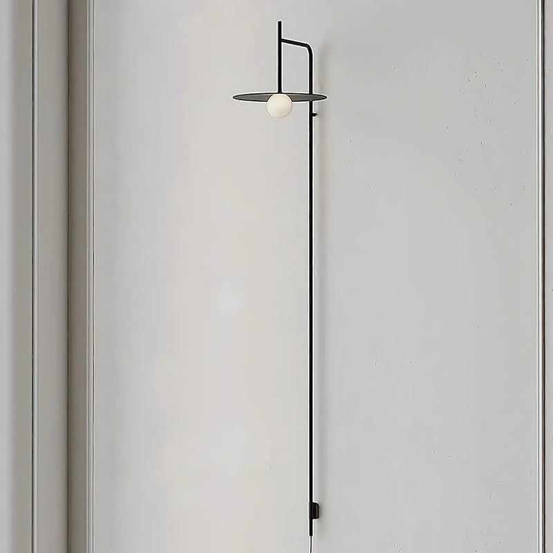 Verstelbare Wandlamp met Zwenkarm | Mondgeblazen Glazen Kap | Stekkermodel | Sansoti