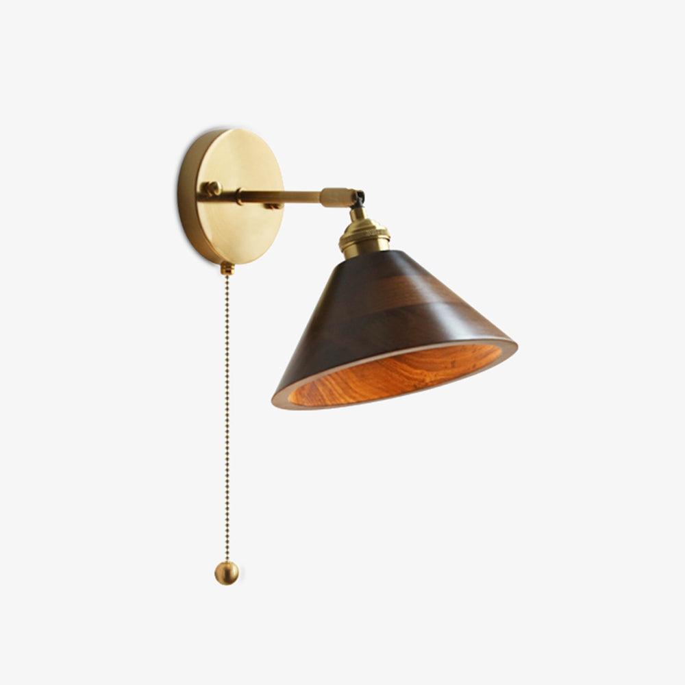 Vintage Wandlamp met Walnoothouten Kap en Messing Armatuur – Dubbele Schakelaar Design | Sansoti
