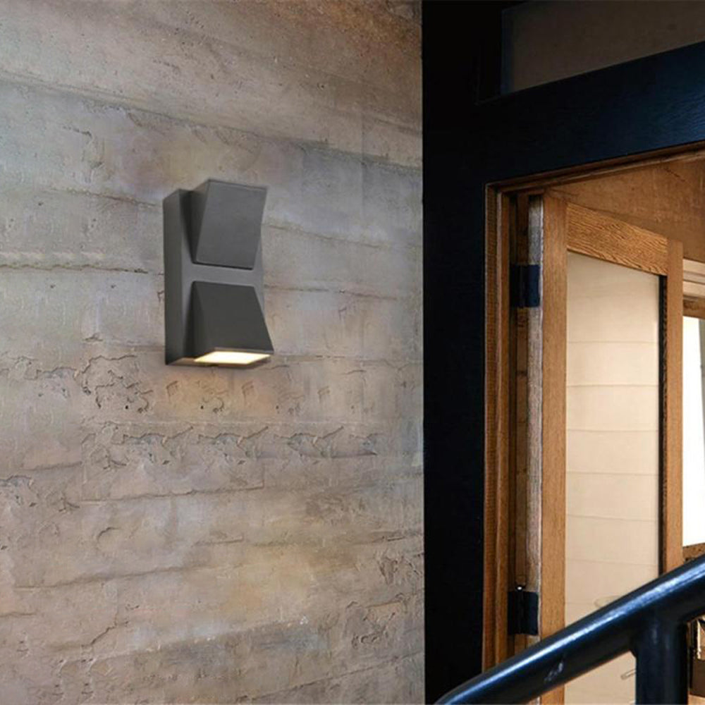 Zwarte Buitenwandlamp Metaal LED Waterdicht IP65 Tuinverlichting Gevel Wandverlichting Weerbestendig | Sansoti