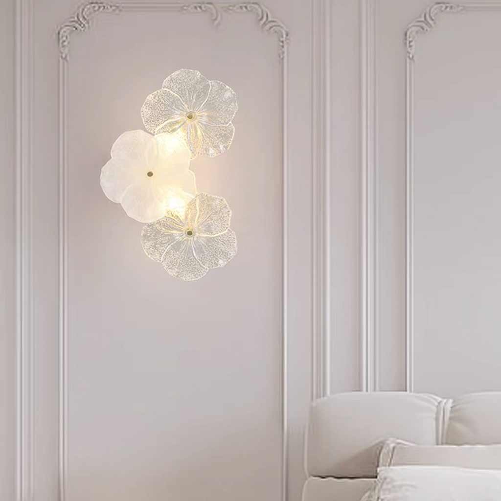 Decoratieve Glazen Wandlamp Bloemvorm met 3 Kleurstanden en LED Verlichting voor Slaapkamer en Woonkamer | Sansoti
