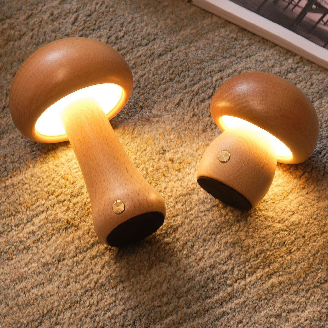 Houten Paddenstoel Tafellamp met Ingebouwde Batterij & Touch-bediening – Warm Sfeerlicht voor Woonkamer, Slaapkamer, Kantoor – Oplaadbare LED-lamp met Dimfunctie – Decoratieve Sfeerverlichting | Sansoti