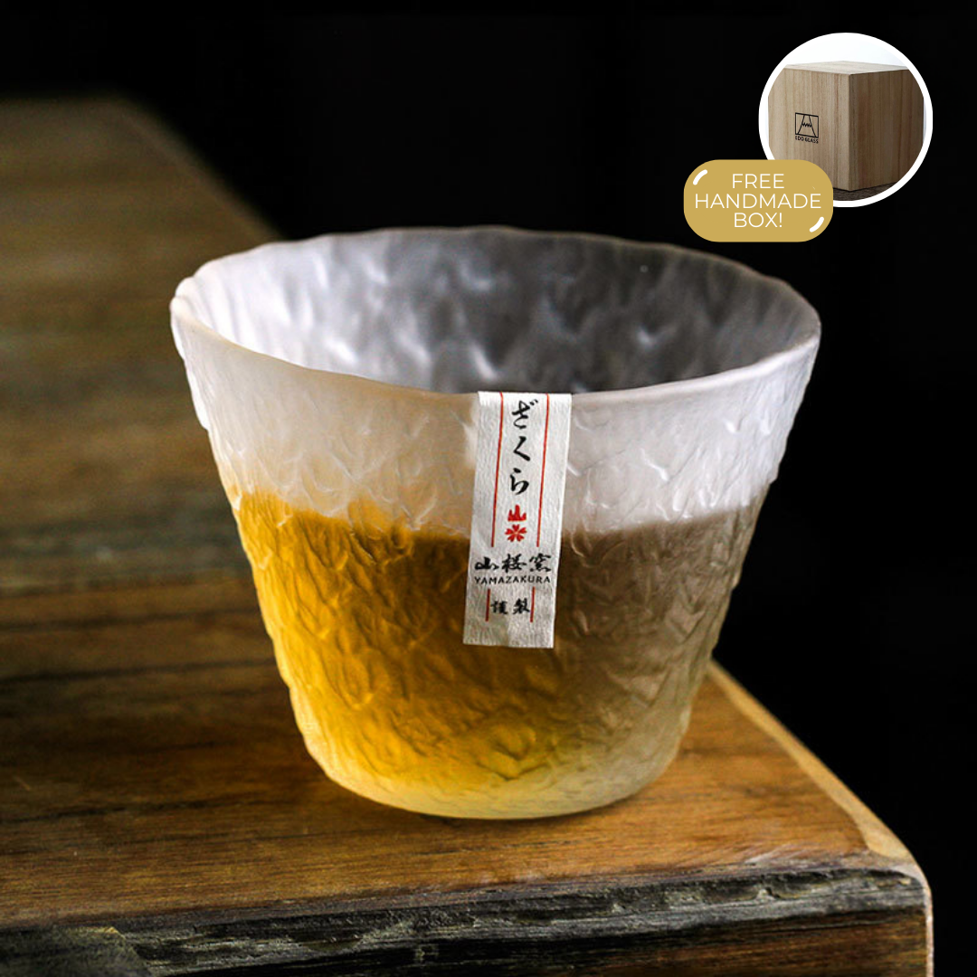 Handgemaakt Whiskyglas met Japans Sneeuwreliëf – Hittebestendig Glas 200ml – Inclusief Houten Bewaarbox – Tijdloze Drinkervaring | Sansoti