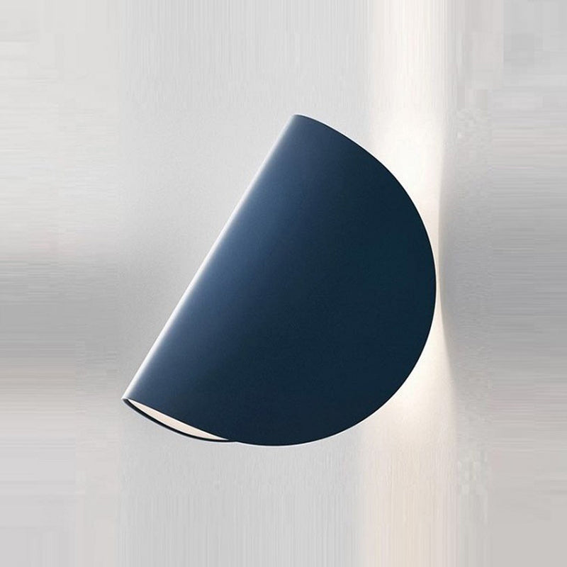 Applique murale LED Ours avec ballon, orientable à 360°, en métal noir, blanc, rouge et bleu, pour chambre d’enfant, chambre à coucher et salon | Sansoti