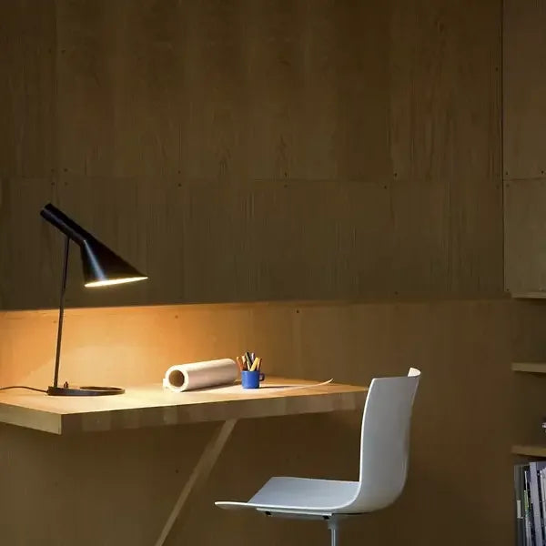 Modern LED Table Lighting with Sleek Design - Minimalist Style - Energy Efficient - Warm White 2700K - Dimmable Desk Lamp - Sansoti