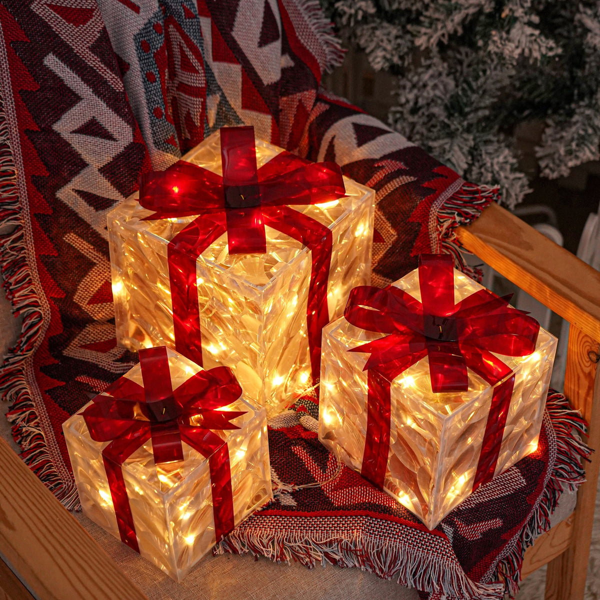 Verlichte Decoratieve Geschenkdozen Set 3 Stuks Metaal Warmwit LED Kerst Wintertafereel Sfeerverlichting | Sansoti