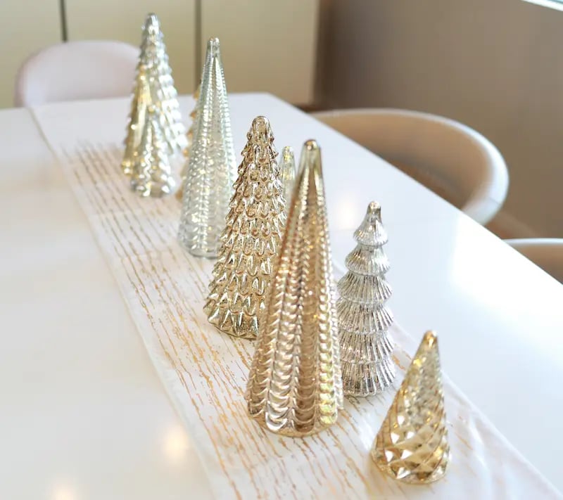 Verlichte Decoratieve Kerstbomen Set van 5 Glas-Look Bomen Warm Wit LED met Timerfunctie voor Sfeervolle Feestdagen | Sansoti