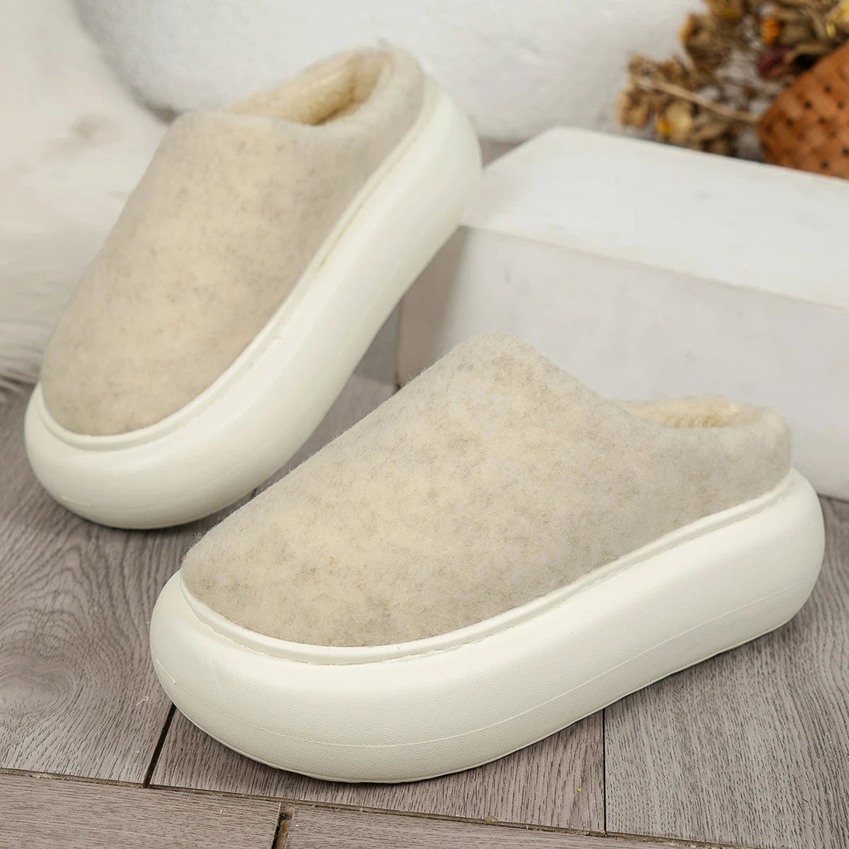 Plush Women's Slippers Winter Warm Non-Slip Sole House Slippers Indoor Comfort Beige Brown Soft Lining | Sansoti