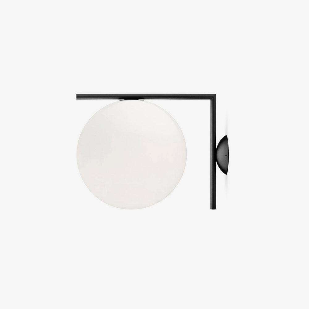 Applique en verre soufflé boule opaline, éclairage minimaliste noir et or, design scandinave, lumière d’ambiance | Sansoti