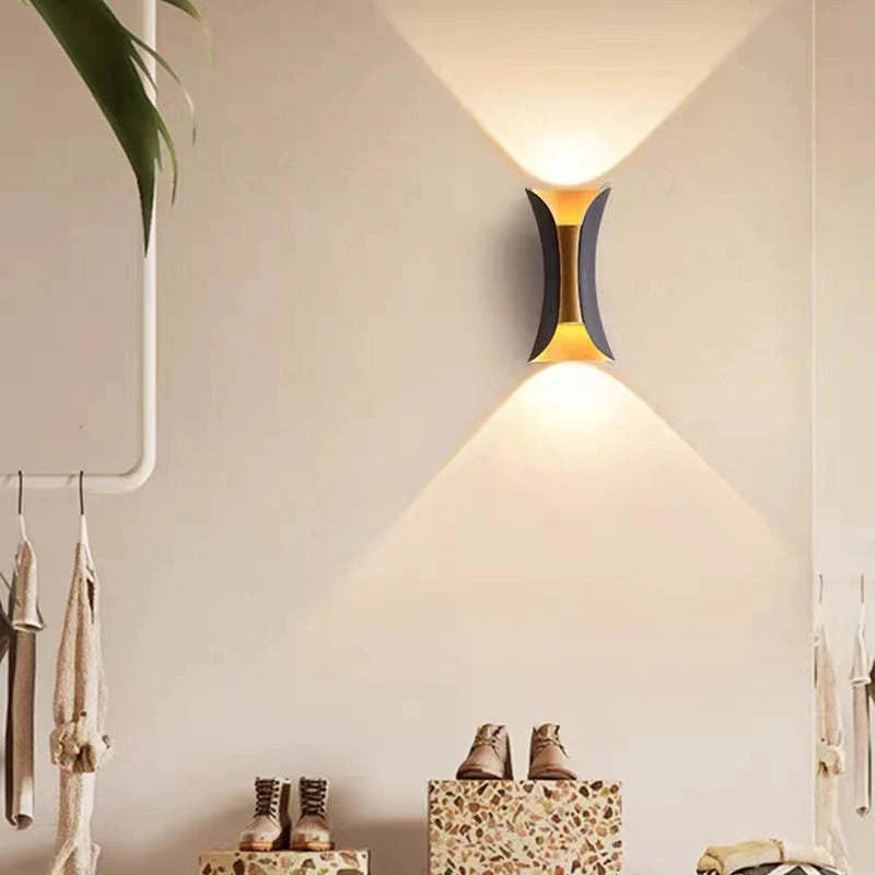 Applique Murale Extérieure Métal Noir Blanc LED Design Moderne Jardin Terrasse Entrée Façade Ambiance | Restfield