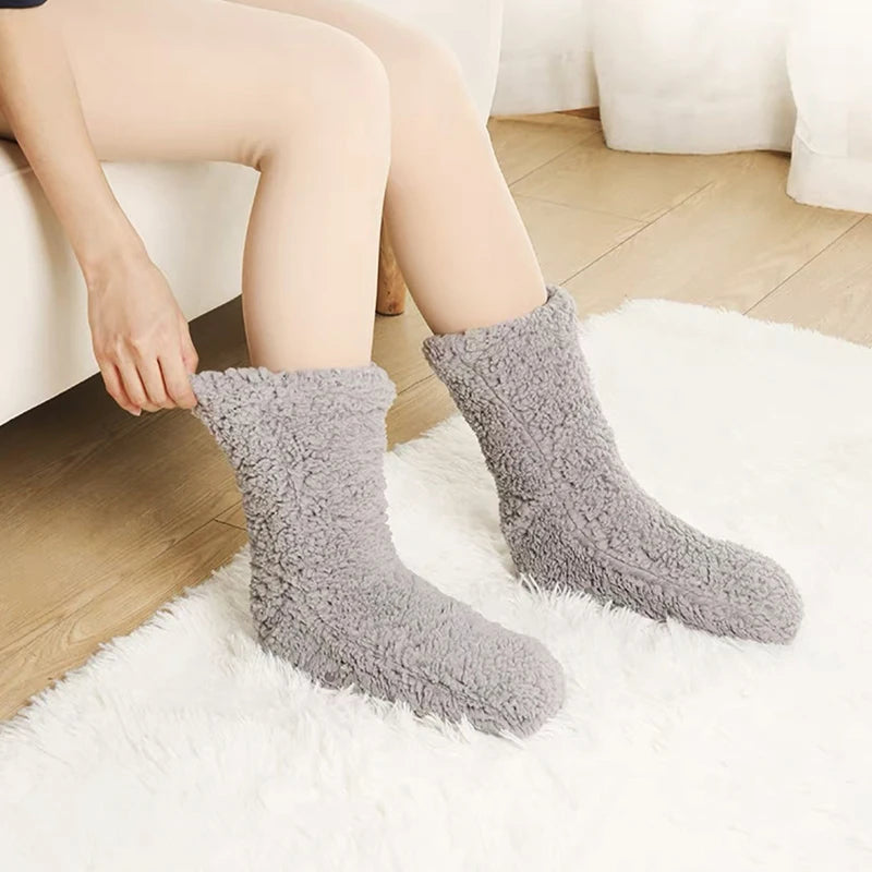 Thick Plush House Socks for Winter Warmth and Home Comfort, Fleece Indoor Socks, Soft Thermal Non-Slip Sole | Sansoti