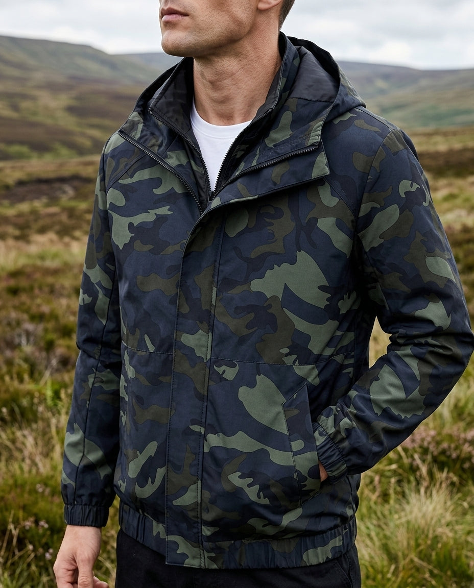 Herren-Tarnmuster-Winterjacke, wattiert und gefüttert, mit Kapuze, wasserabweisend, für Outdoor-Aktivitäten und Wanderungen | Sansoti