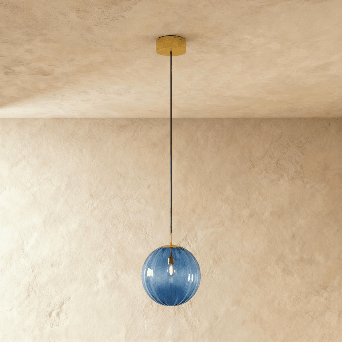 Suspension en verre avec abat-jour rond et élégance intemporelle | Restfield