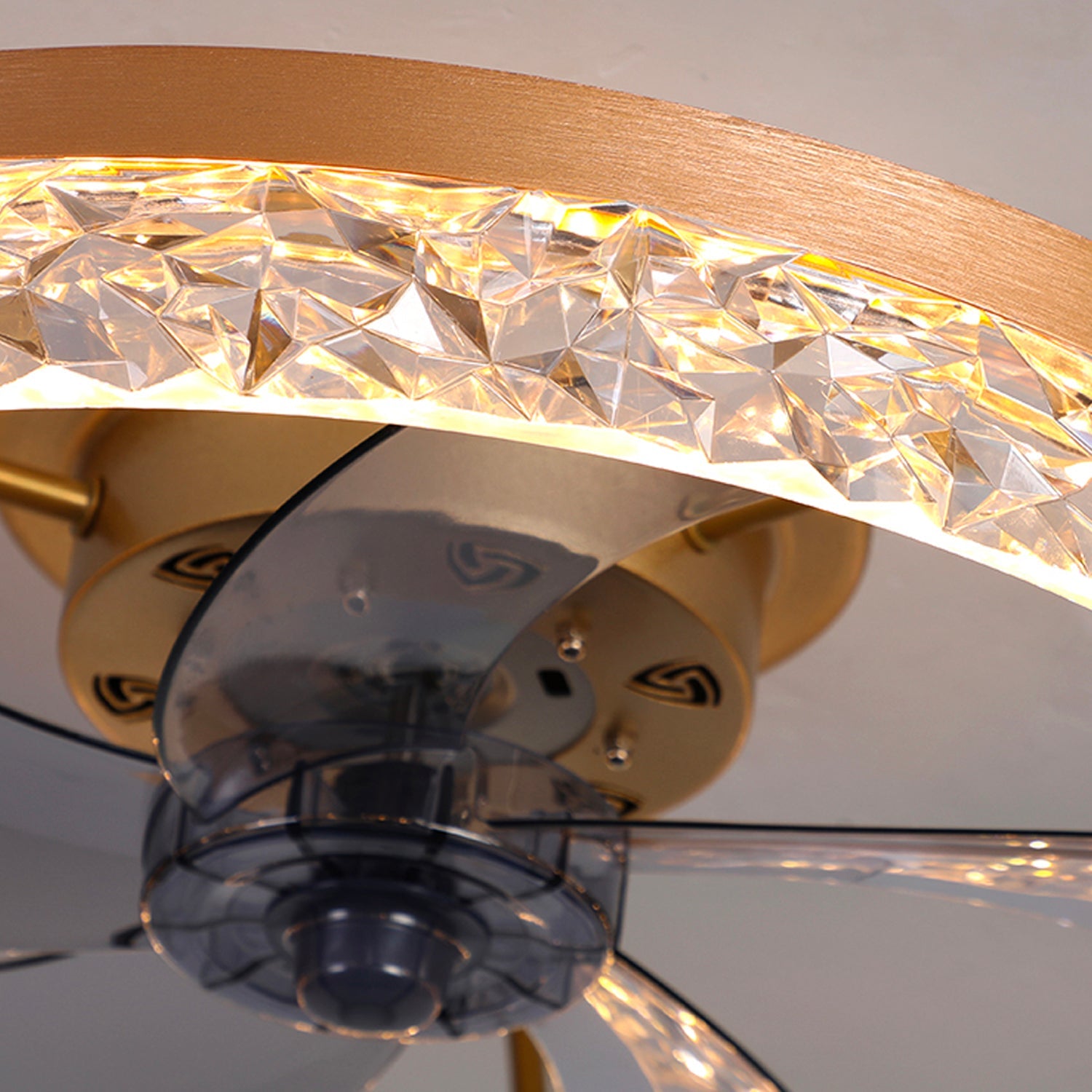 Plafondventilator met Verlichting Rond LED Dimbaar Afstandsbediening Zwart Goud Wit Modern | Sansoti