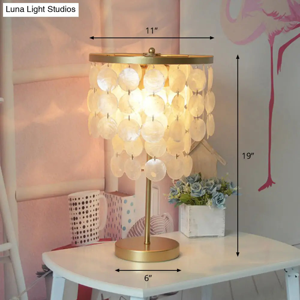 Schelpen Tafellamp Goud 2-Laags Kustnatura Sfeerlamp Dubbele Fitting E14 Metalen Voet Wit Schelp Kap | Sansoti