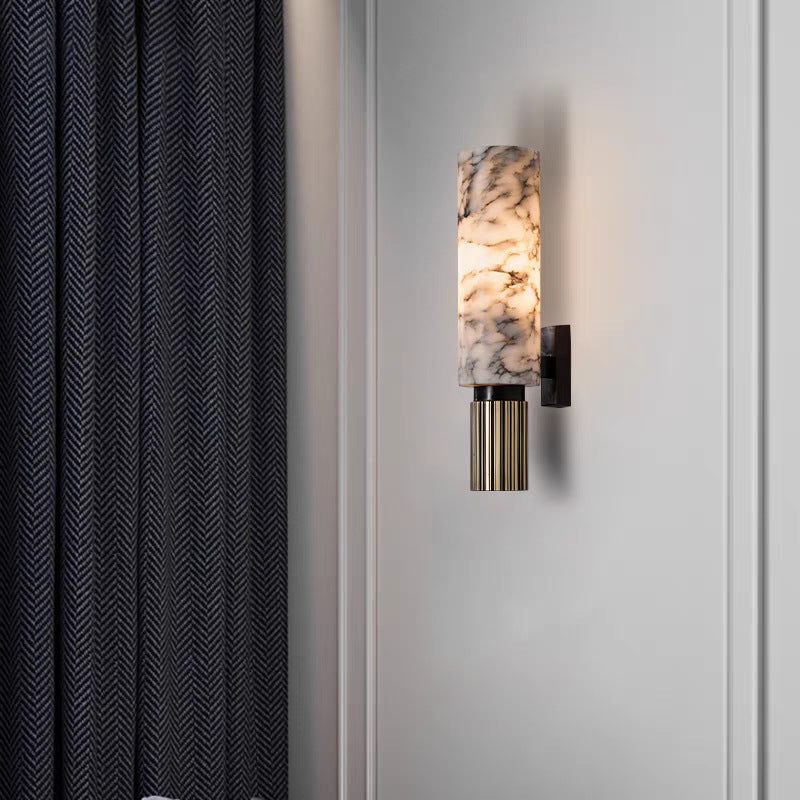Lampa ścienna z marmuru i miedzi, pionowa, ciepłe białe światło 3000K, nastrojowa, do salonu, sypialni i korytarza, unikatowy design | Sansoti