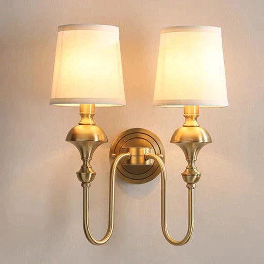 Koperen Wandlamp met Kegel Lampenkap - Enkele of Dubbele Kop - Elegant Design voor Slaapkamer en Gang | Sansoti