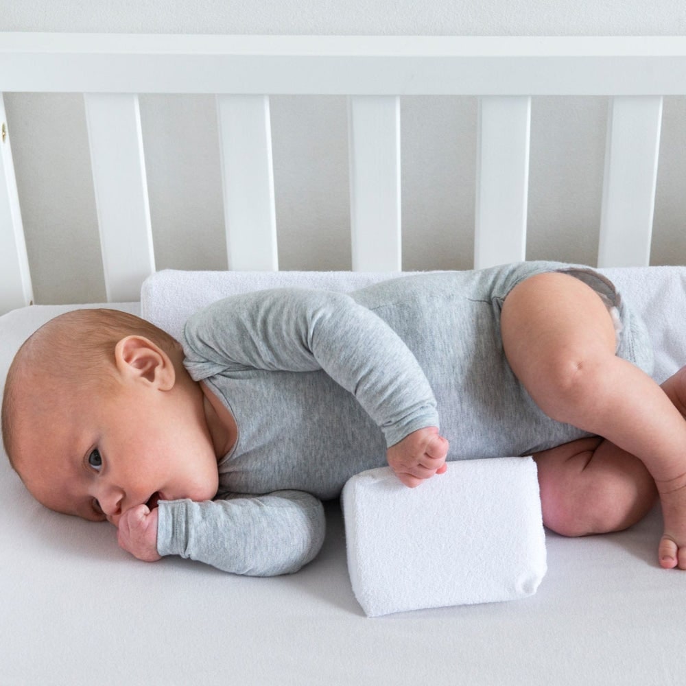 Babysteunkussen Zijligging Regelbaar Wasbaar voor Bedje Wiegje met Afneembare Hoes Compact Veilig Ontwerp | Sansoti