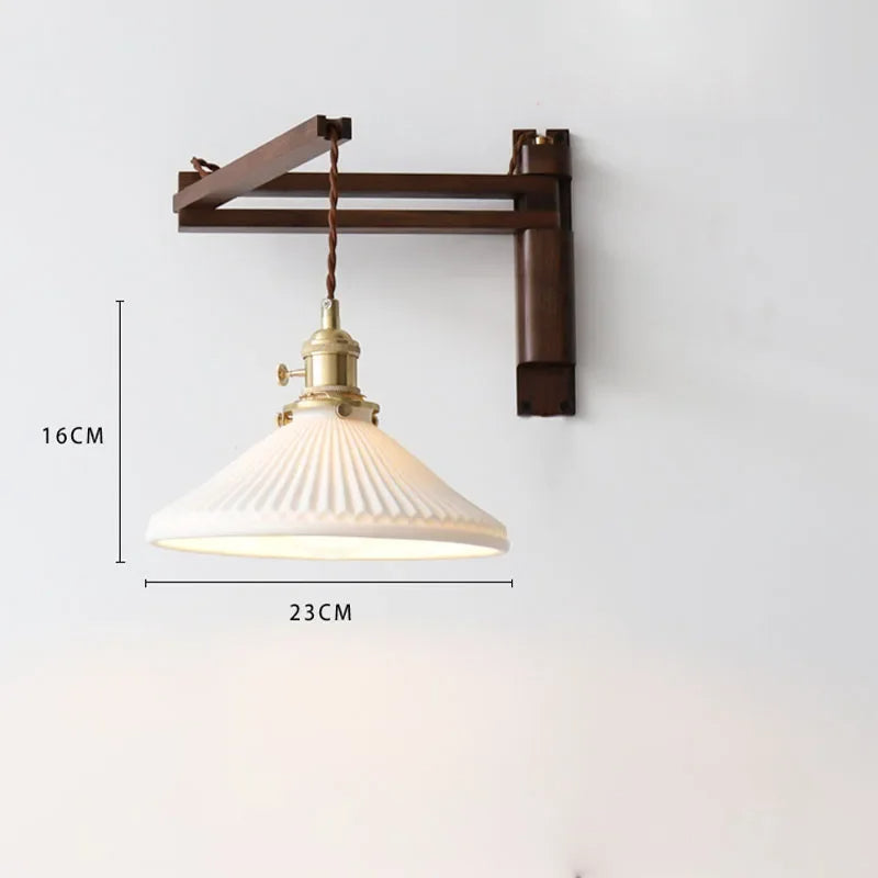 Verstelbare Houten Wandlamp met Keramieke Kap – Landelijke Stijl met Knopschakelaar | Sansoti