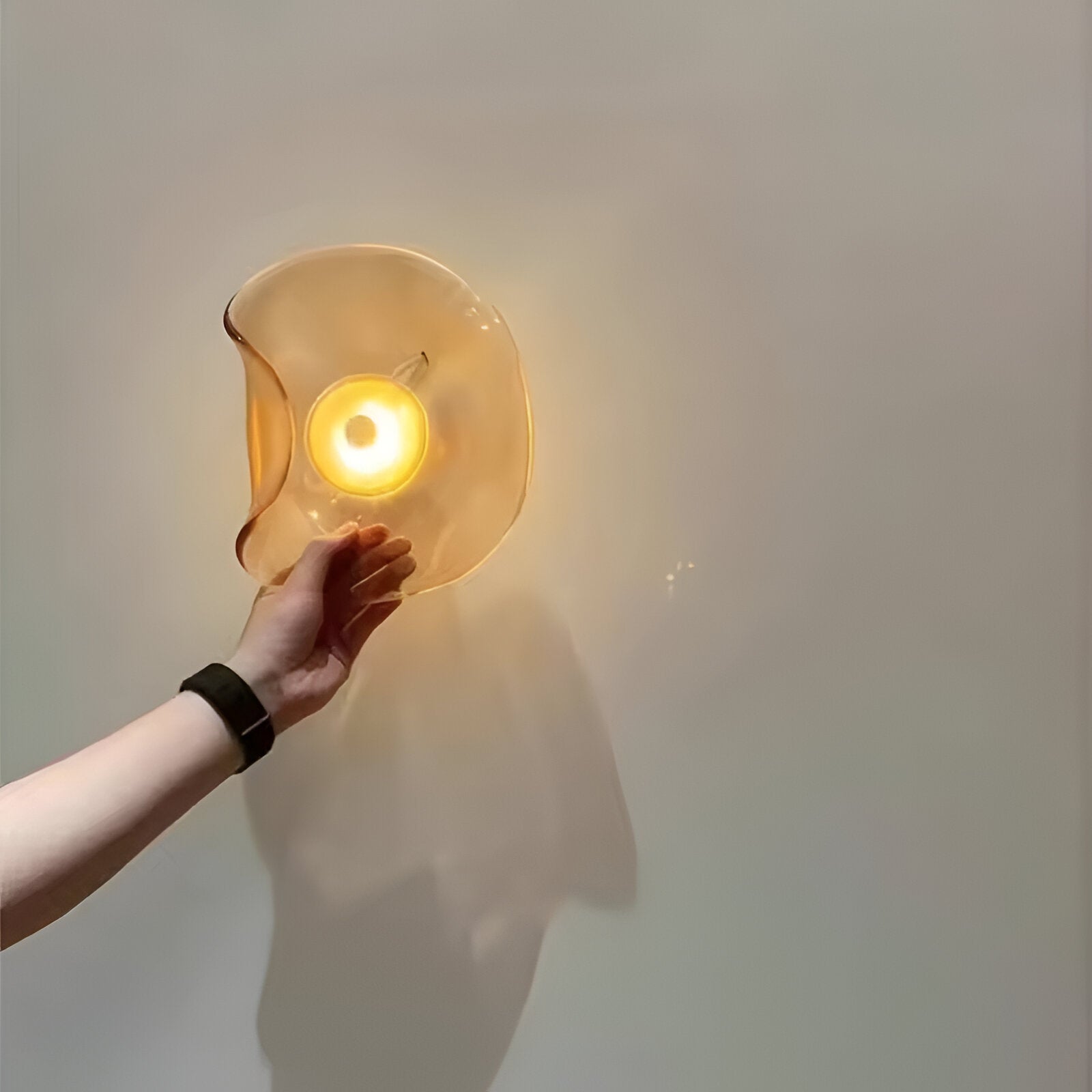 Wandlamp Gebogen Glas LED Sculpturaal Nordisch Goud Zwart 25cm Woonkamer Slaapkamer | Sansoti