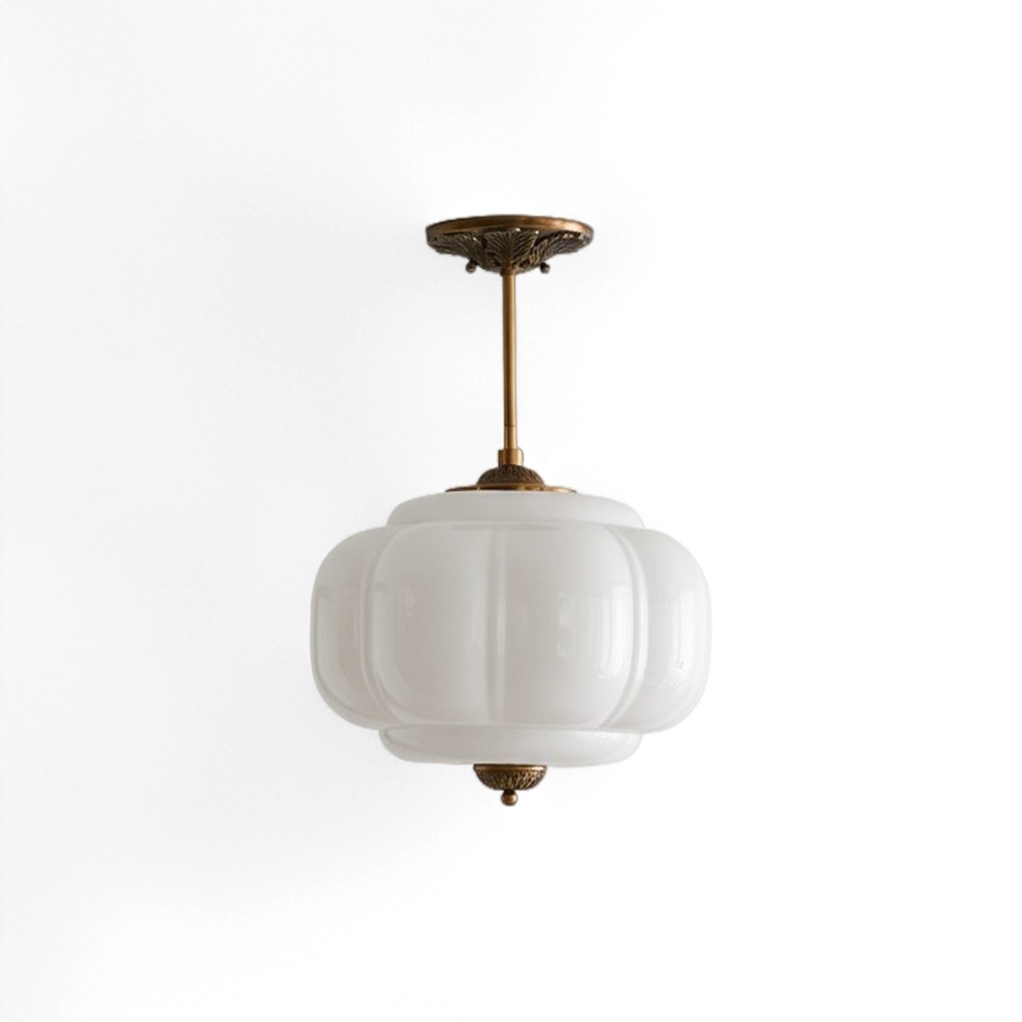 Vintage Melkglazen Hanglamp met Gegolfde Rand – Scandinavische Sfeerverlichting voor Keuken en Slaapkamer | Sansoti