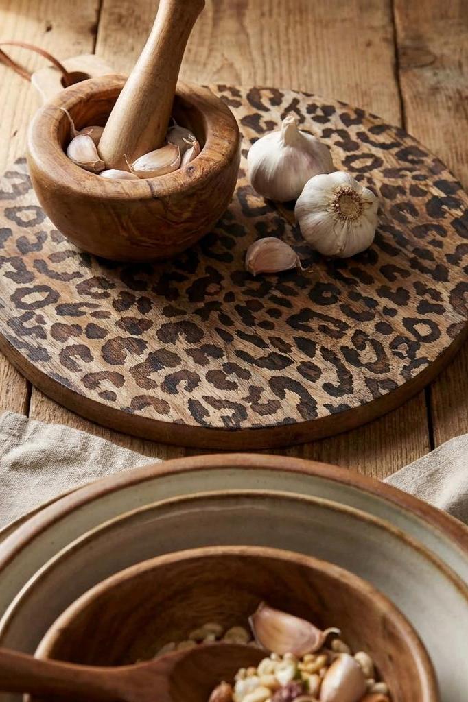 Houten Serveerplank Sapelehout Rond en Vierkant Scandinavisch Design voor Keuken en Tafel | Sansoti