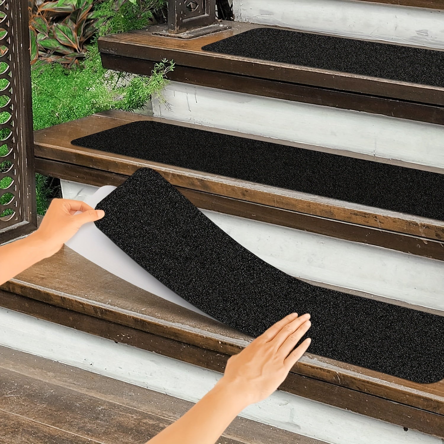 Antislip Trapstrips Set 10 Stuks Zelfklevend 15x61cm Zwart Weerbestendig Trap Oprit Binnen Buiten Veilig | Sansoti