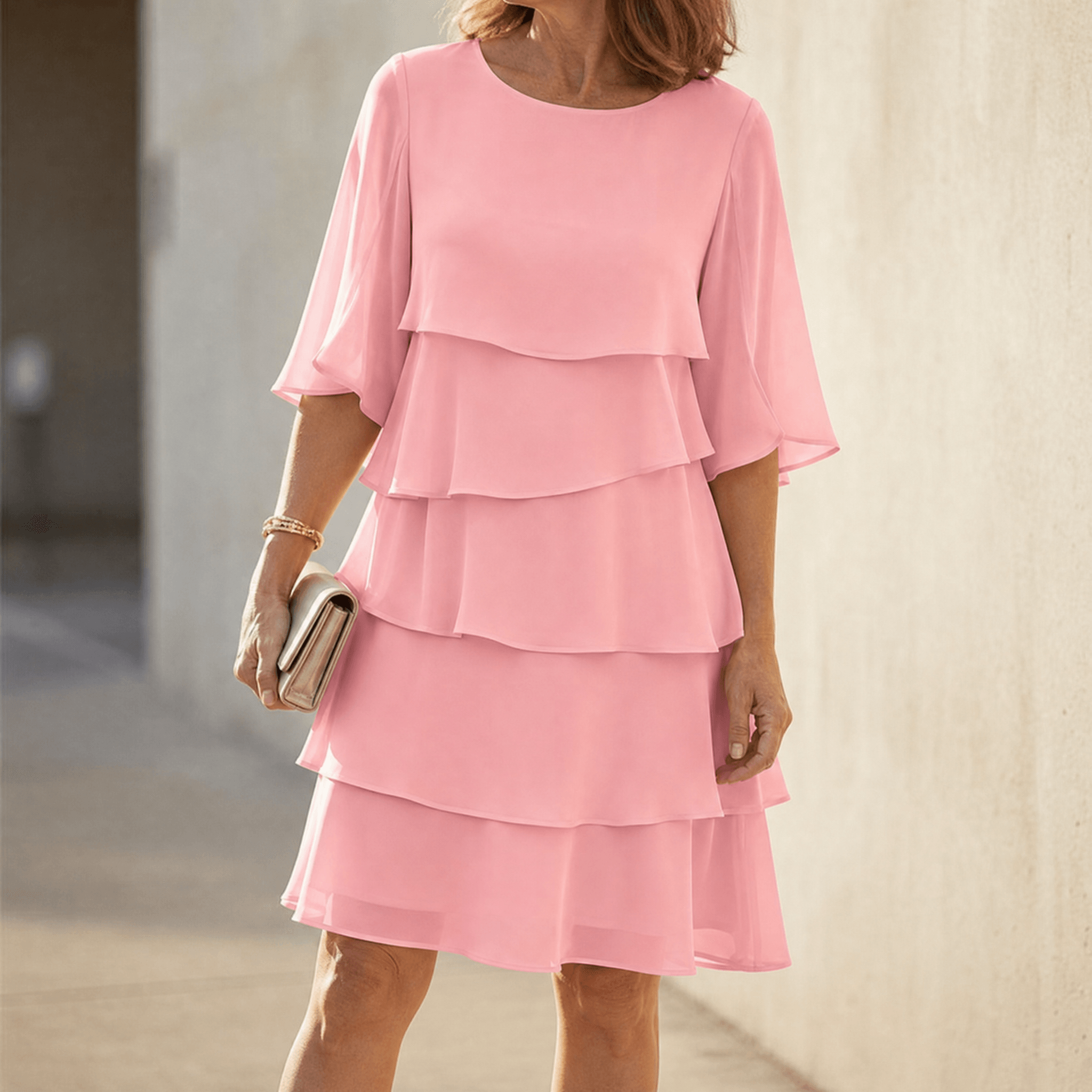 Gelaagde Ruffle Jurk voor Vrouwen – Vloeiende Chiffon met Vleugelmouwen & 4 Lagen | Sansoti